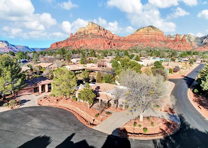 Holiday home Three Bedroom, Amazing Views, Hot Tub And Pets Allowed, Close To Chapel Of The Holy Cross And Chapel Hill, Less Than 1mi To Trailheads Sedona